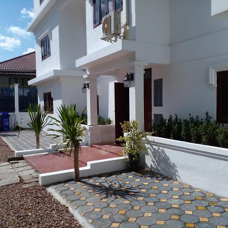 Ban Saylomleng Residence Vientiane Exterior photo